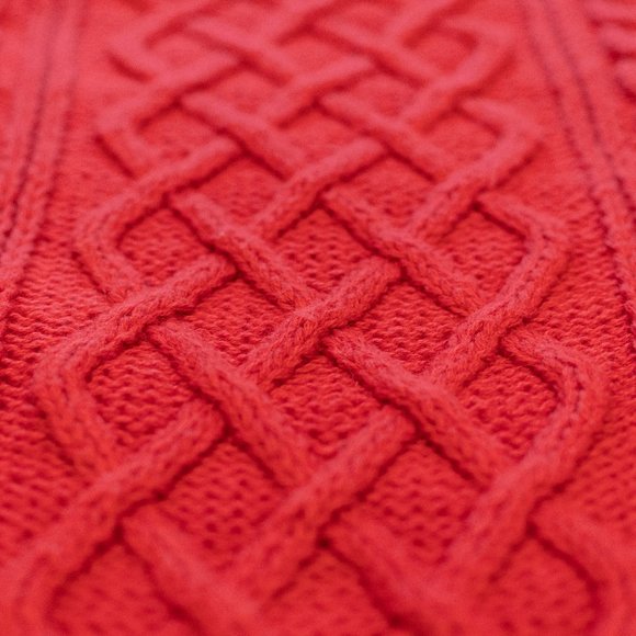GAP Red Cable Knit Sweater - Picture 9 of 16
